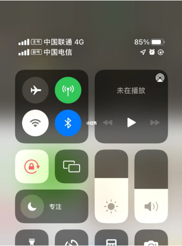 临渭苹果手机维修分享iPhone双卡信号解决办法 