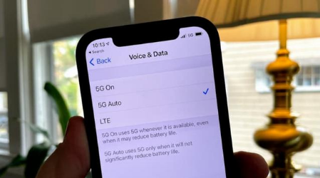 临渭苹果手机维修分享iPhone 12如何打开或关闭5G网络 
