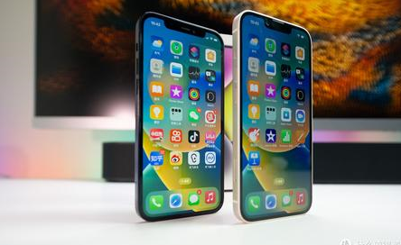 临渭苹果维修点分享iPhone 14 Plus换屏维修细节 