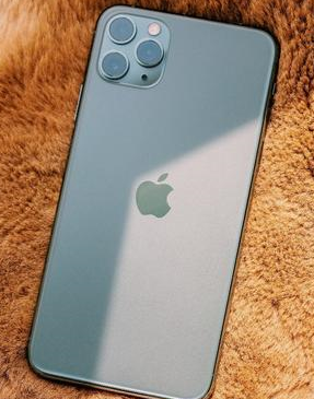 临渭苹果维修点分享iPhone 11 Pro Max电池发烫特殊问题 
